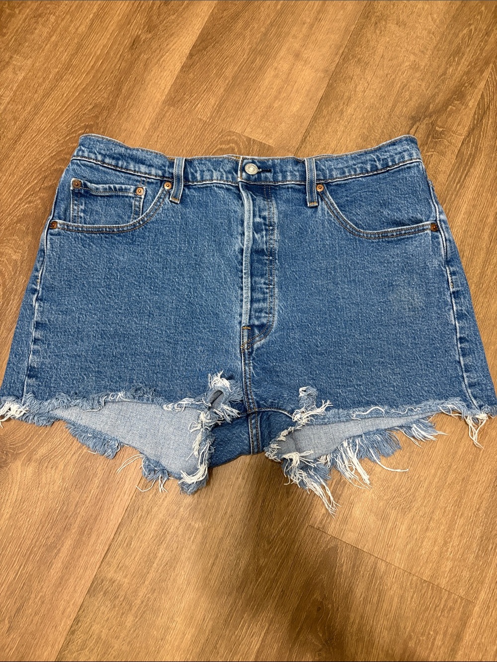 Levi's 501 High Rise Button Fly Shorts w34
